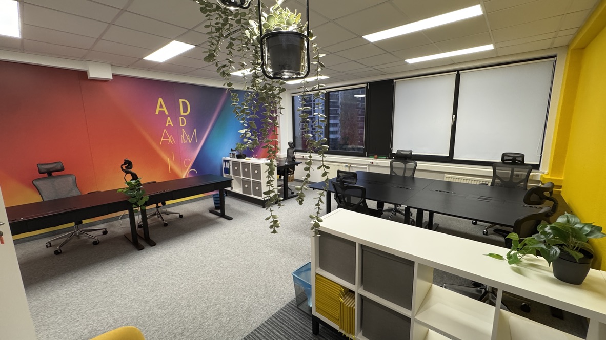 Barázda Center — Iroda Fitout
